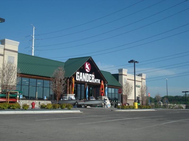 Gander Mountain store development